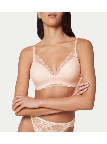 Triumph Beugelloze beha "Amourette Charm" beige