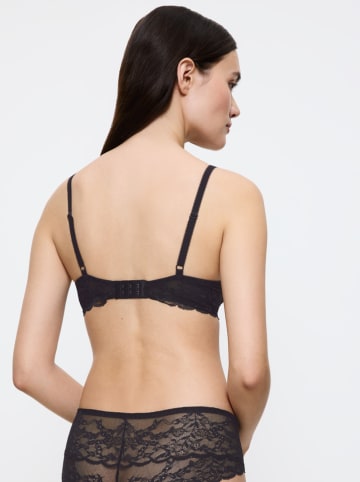 Triumph Beugelbeha zwart