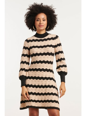 Smashed Lemon Strickkleid in Beige