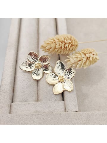 Nakkash Vergulde oorstekers