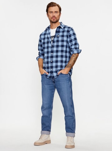 Wrangler Dżinsy - Regular fit - w kolorze niebieskim