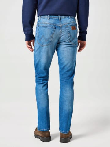 Wrangler Dżinsy - Regular fit - w kolorze błękitnym