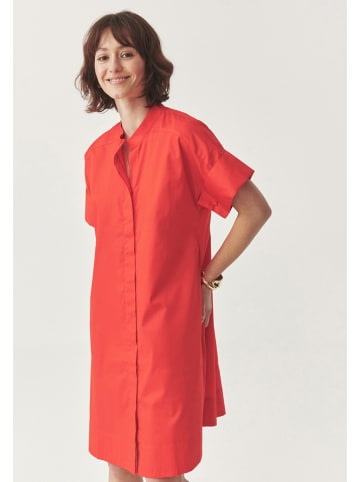 TATUUM Sukienka w kolorze koralowym