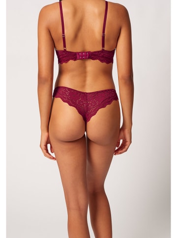 Skiny Stringi w kolorze jagodowym