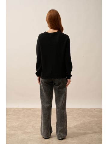 Just Cashmere Kaszmirowy sweter "Amrita" w kolorze czarnym