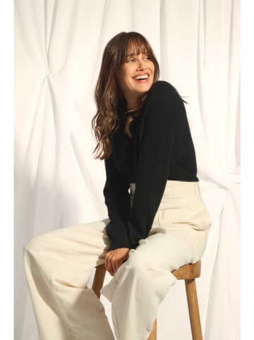 Just Cashmere Kasjmieren trui "Kona" zwart