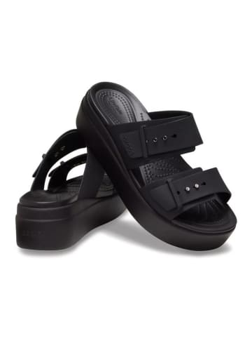 Crocs Keilpantoletten "Brooklyn Buckle" in Schwarz