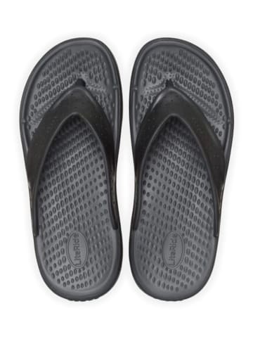 Crocs Japonki "InMotion Flip" w kolorze czarnym