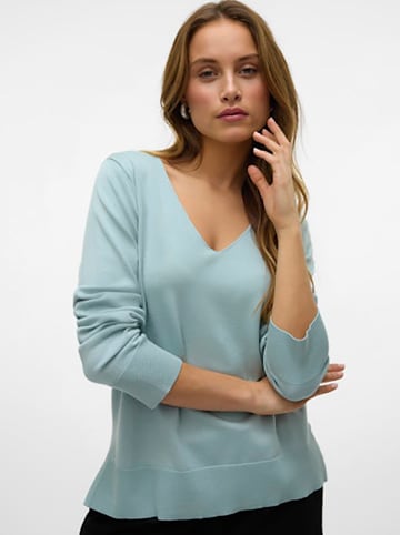 Vero Moda Sweter w kolorze błękitnym