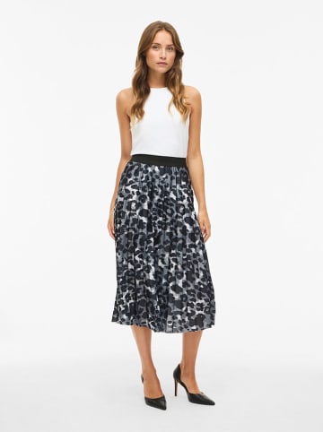 Vila Plisseerock "Vinitban" in Grau