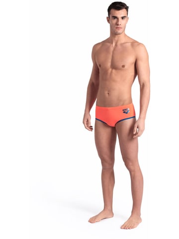 Arena Zwembroek oranje