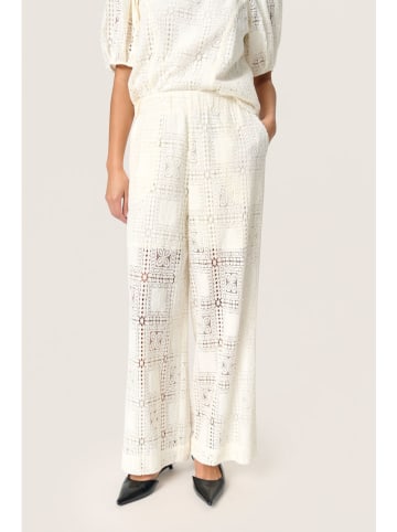 Soaked in Luxury Spodnie w kolorze kremowym