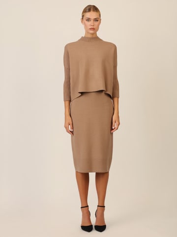 APART Pullover in Camel