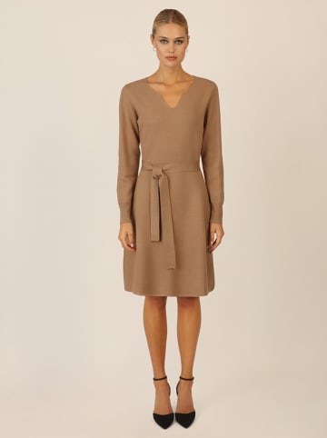 APART Strickkleid in Camel