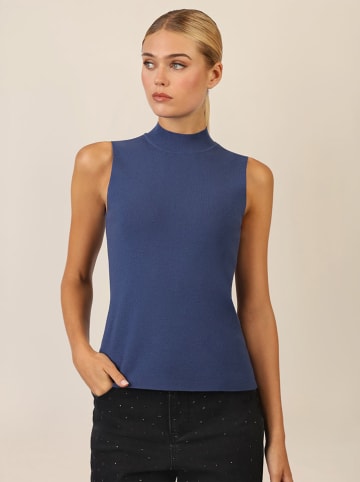 APART Top dzianinowy w kolorze niebieskim