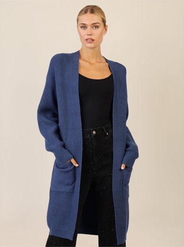 APART Kardigan w kolorze niebieskim