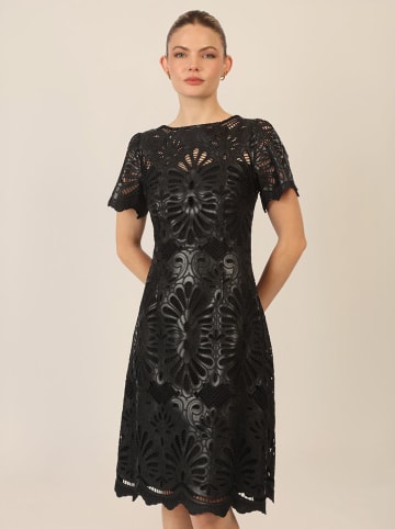 APART Kleid in Schwarz