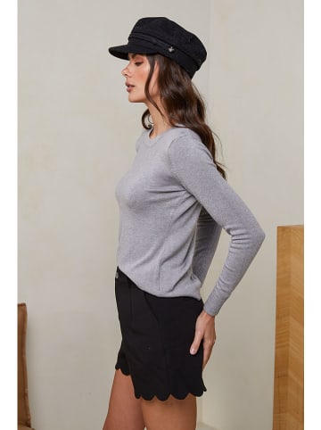 Soft Cashmere Sweter w kolorze szarym