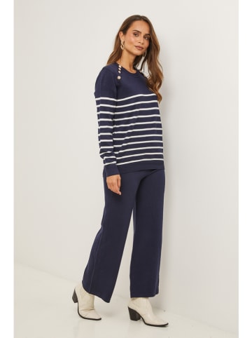 Soft Cashmere Pullover in Dunkelblau/ Weiß