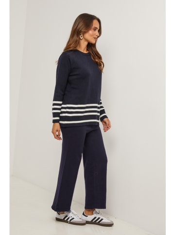 Soft Cashmere 2-delige outfit donkerblauw