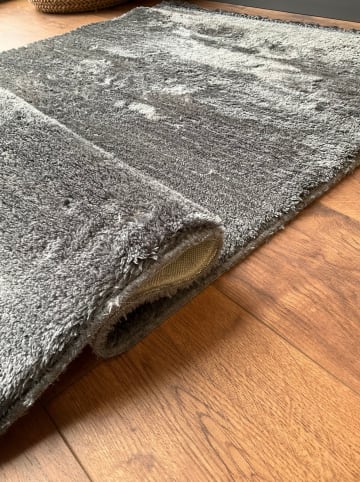 Mioli Kurzflor-Teppich in Anthrazit