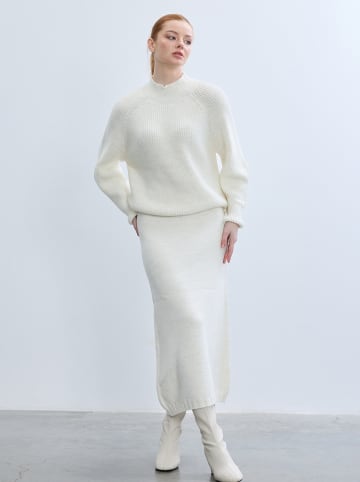 BGN Spódnica w kolorze białym