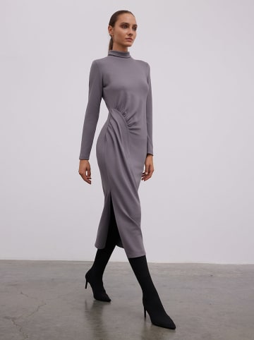 BGN Kleid in Grau
