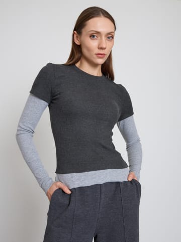 BGN Longsleeve in Grau