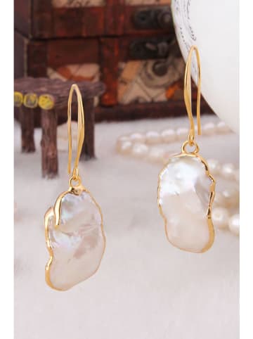 Pierres delicates Vergold. Ohrhänger mit Perlmutt