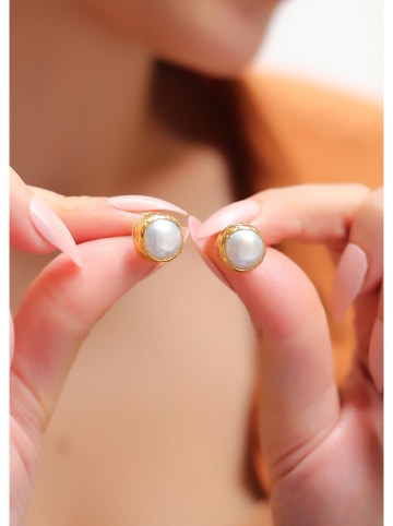 Pierres delicates Vergulde oorstekers met parels