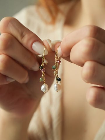 Pierres delicates Verzilverde oorhangers met parels en edelstenen