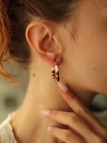 Pierres delicates Pozłacane kolczyki-kreole z masą perłową