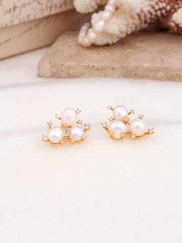 Pierres delicates Vergulde oorstekers met parels en edelstenen