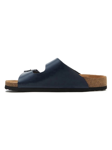 Comfortfusse Skórzane klapki w kolorze granatowym