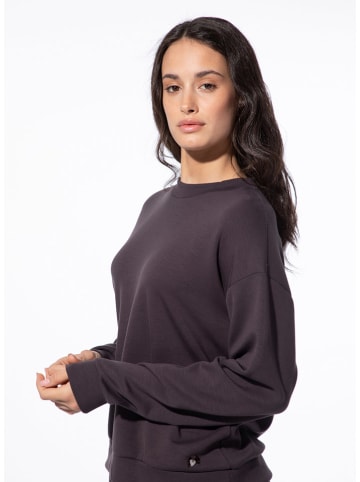 SHORT STORIES Pyjamatop bruin