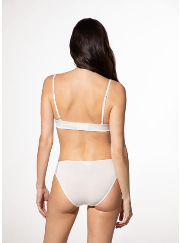 SHORT STORIES Figi w kolorze białym