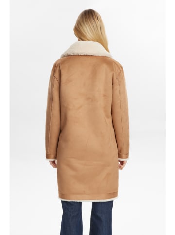 NÜMPH Omkeerbare tussenmantel "Nuelliot" camel/crème