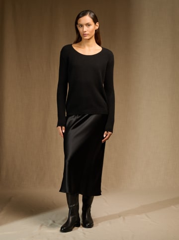 Perfect Cashmere Kaszmirowy sweter "Kelley" w kolorze czarnym