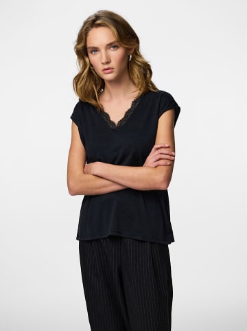 Pieces Shirt "Kamala" in Schwarz