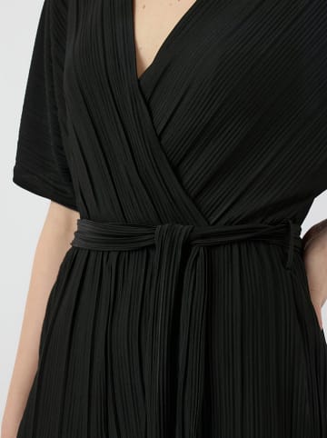 YAS Jumpsuit in Schwarz