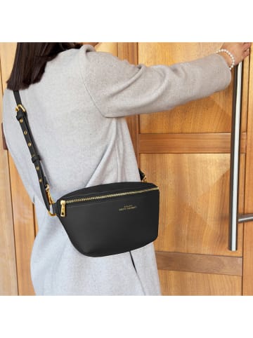 ATELIERS SAINT GERMAIN Leder-Brustbeutel in Schwarz - (B)26 x (H)15 x (T)9 cm