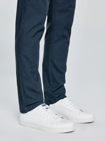 BIG STAR Sneakersy w kolorze białym