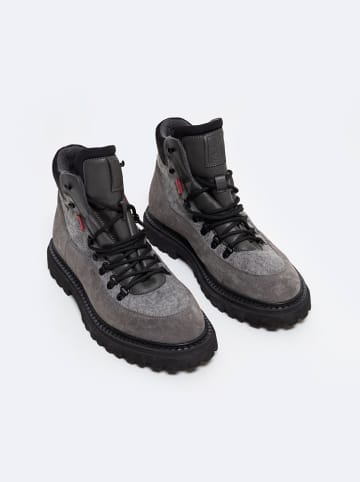 BIG STAR Leder-Boots in Grau