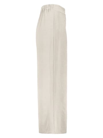 Sublevel Hose in Creme