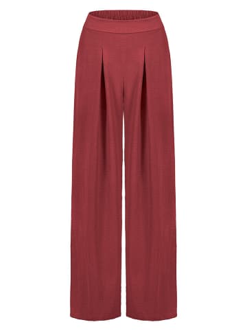 Sublevel Hose in Rot