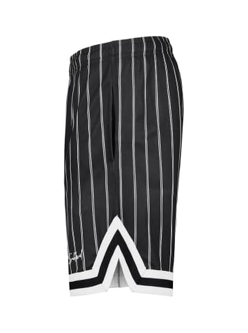 Authentic Style Bermudy w kolorze czarnym