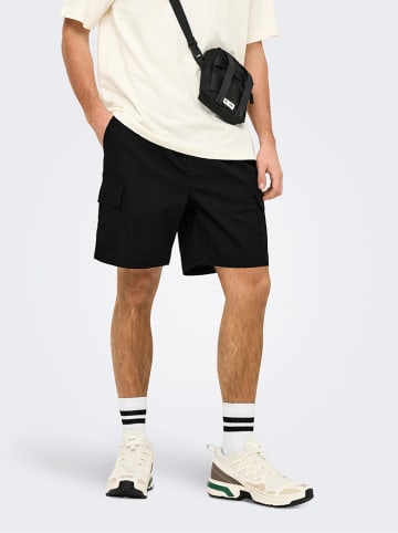 ONLY & SONS Shorts in Schwarz