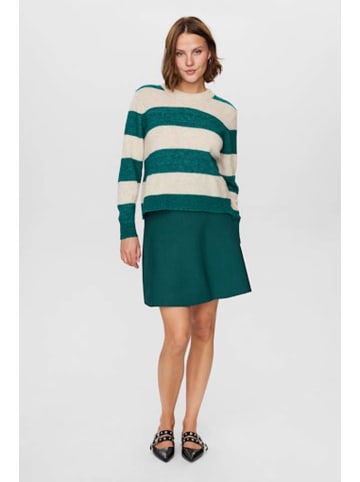 NÜMPH Sweter w kolorze kremowo-zielonym