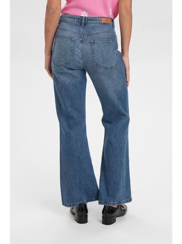 NÜMPH Jeans - Comfort fit - in Blau