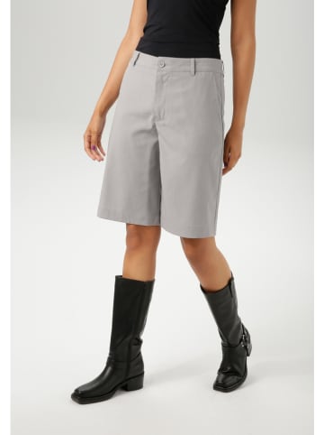 Aniston Bermudas in Hellgrau